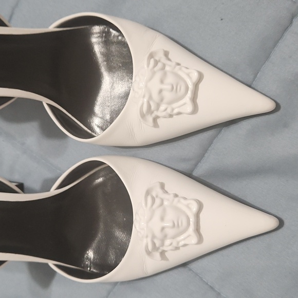 Versace High Heels - Picture 9 of 10